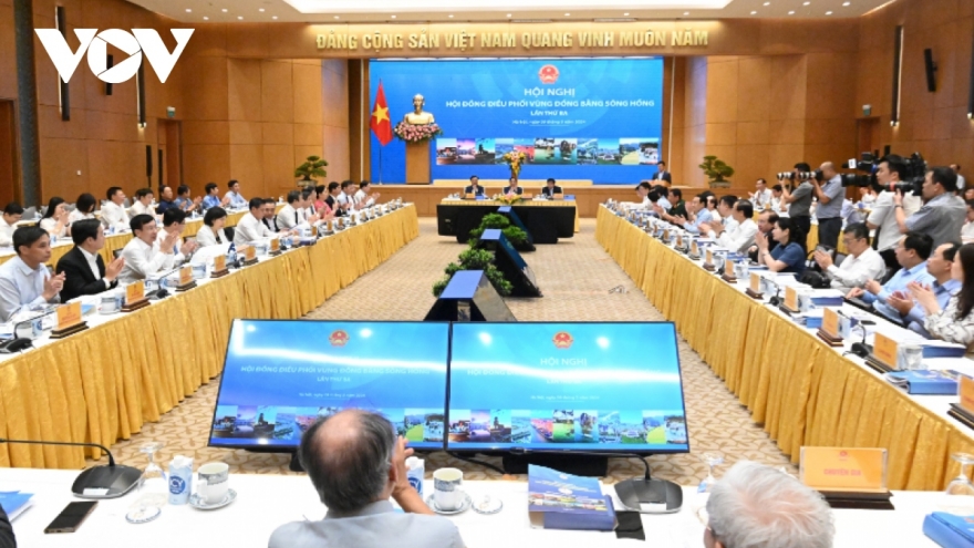 PM chairs Red River Delta Region Coordinating Council’s meeting